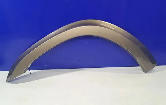 Mercedes-Benz GL X164 Front arch trim