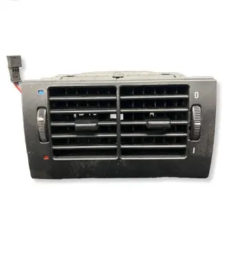 BMW 5 E39 Rear air vent grill 8376150