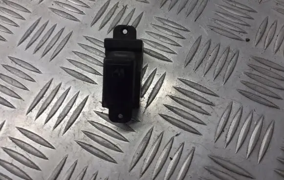 KIA Rio Quarter vent window switch 93576-2D000
