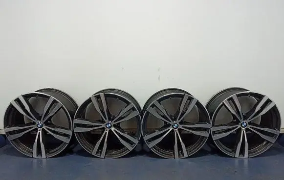BMW X7 G07 R18 alloy rim 8074220
