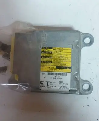 Toyota Auris 150 Airbag control unit/module 8917002560