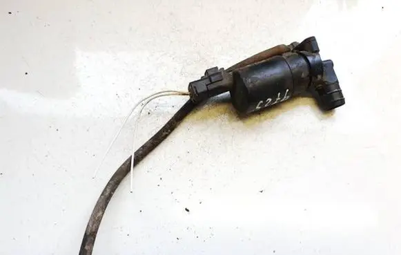 Citroen C5 Windscreen/windshield washer pump 7700428385