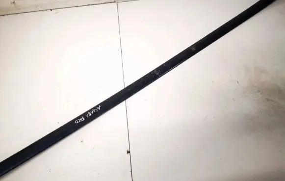 Ford Mondeo Mk III Front door trim (molding) 1s7120938 1s71-20938