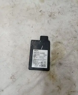 Chrysler Pacifica Blind spot module 68306454AB 6234734BAA TBA219610099