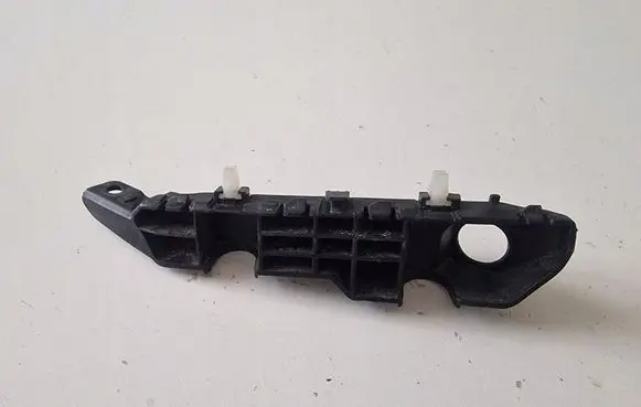 KIA Ceed Front bumper mounting bracket 86514A2000adi