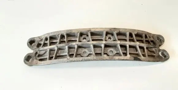 Lexus IS 220D-250-350 Gearbox mounting bracket 284W