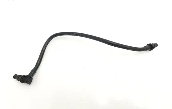 Mercedes-Benz CLS C219 Engine coolant pipe/hose A2115010925