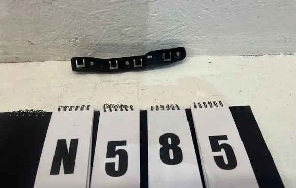 Maserati Grecale Front bumper mounting bracket 670157179