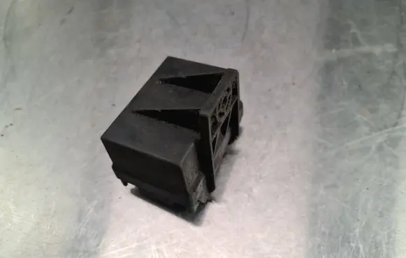 Peugeot 206 Glow plug pre-heat relay 9639912580 51299011A