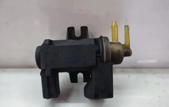 Audi A6 S6 C7 4G Turbo solenoid valve