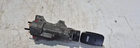 Audi A4 S4 B5 8D Ignition lock 4B0905851C