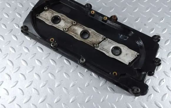 Rocker cam cover