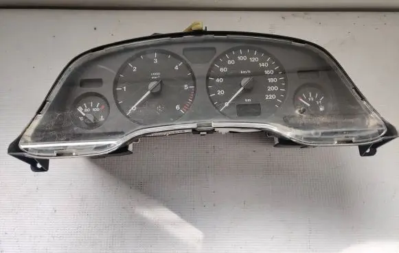 Opel Zafira A Speedometer (instrument cluster) 24419561