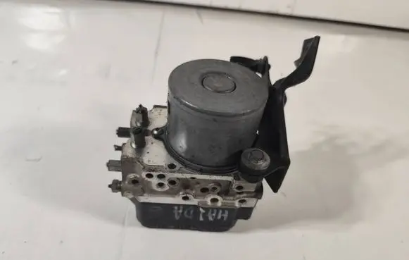 Mazda 6 ABS Pump 1338004451 K0089 GAM7437A0