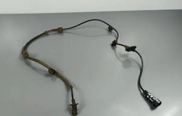 Mitsubishi Outlander ABS rear brake sensor 52320626A