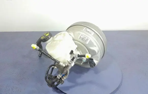 Ford Mustang I Brake booster JR3C-2B195-JC
