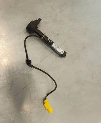 Mercedes-Benz E W213 Bonnet Pedestrian Airbag Actuator 2139062201B 2139062201
