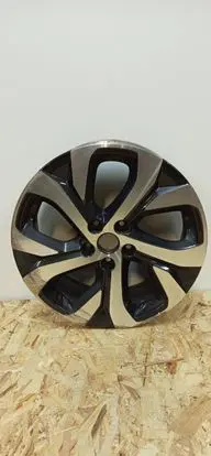 R18 alloy rim