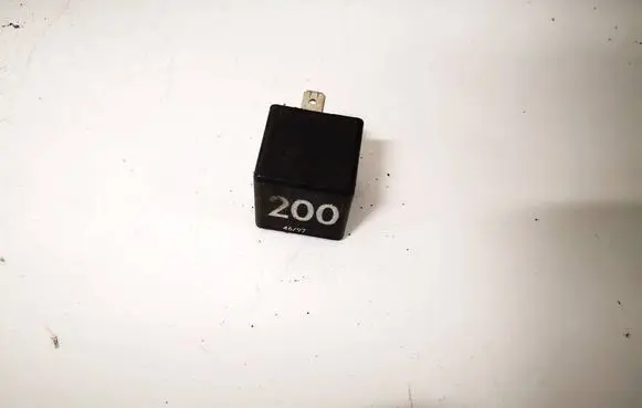 Ford Galaxy Other relay 7M0951253 95VW10K705BA