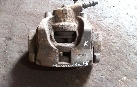 Front brake caliper