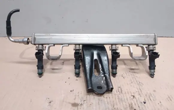 Ford Mondeo MK IV Fuel injectors set 0280158105 4M5G9D280DB