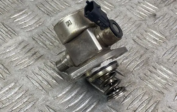Hyundai Grand Santa Fe NC Mechanical fuel pump 353203C220