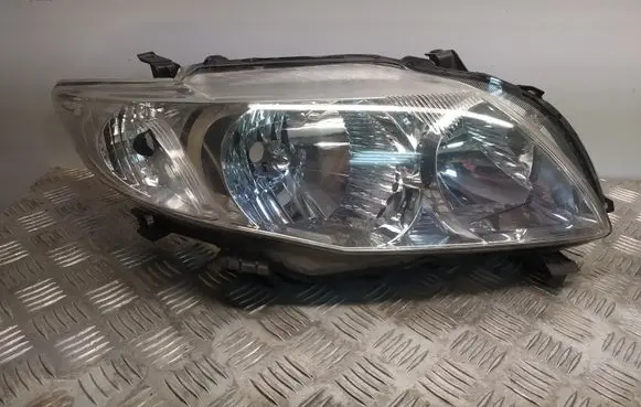 Toyota Corolla E140 E150 Headlight/headlamp