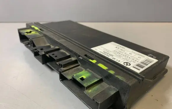 BMW 5 E60 E61 Airbag control unit/module 6938530 61356938530