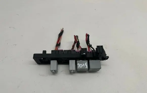 Volkswagen PASSAT B6 Fuse box set 1K1937503