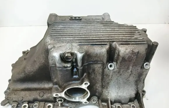Honda Legend Oil sump