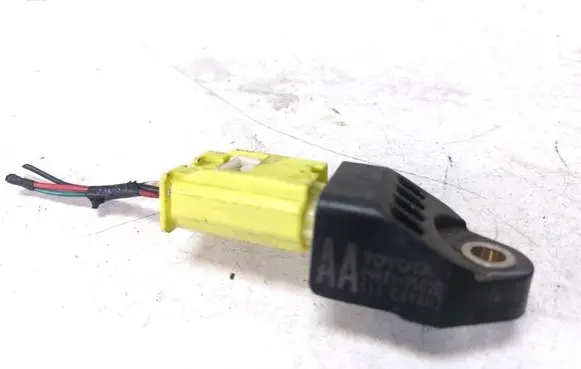 Toyota Land Cruiser (J150) Airbag deployment crash/impact sensor 8983175020