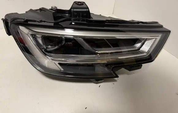Audi A3 S3 8V Headlight/headlamp 8V0941034C