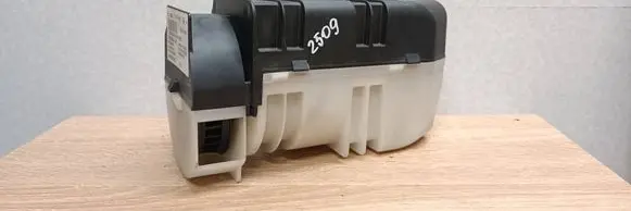 Mercedes-Benz E W211 Central locking vacuum pump 0132006400 091450082400 A0004420112