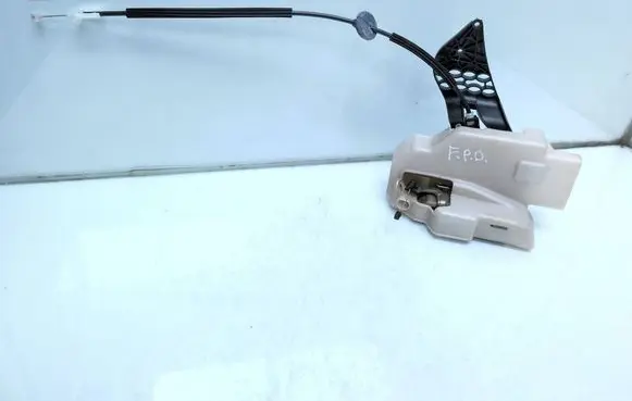 Porsche Cayenne (9PA) Front door lock 3D1837016C 7L0837868 7L5837085A