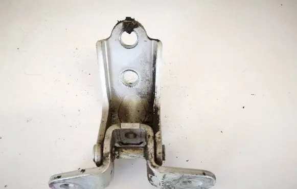 KIA Carens II Front door upper hinge 