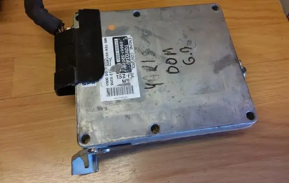 Toyota Yaris Engine control unit/module 2110005980 8966152070