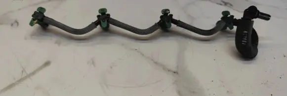 Fuel return line/hose