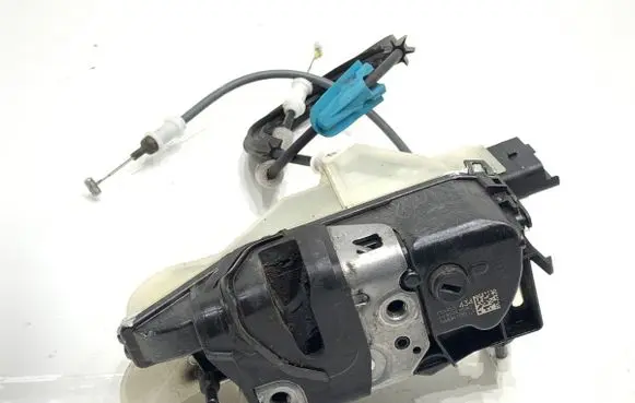 Peugeot Partner III Front door lock 163434