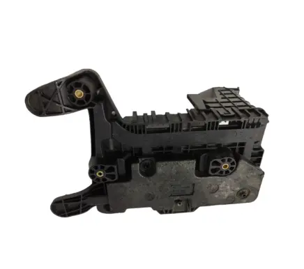 Volkswagen Passat Alltrack Battery box tray 1K0915333 1K0915325B