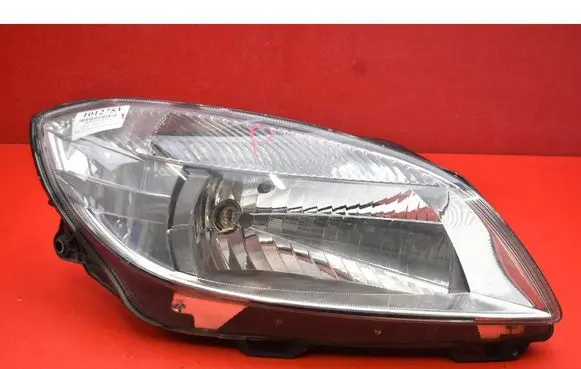 Skoda Fabia Mk2 (5J) Headlight/headlamp