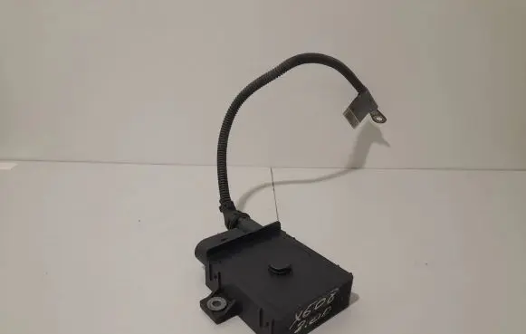 BMW X5 E70 Glow plug pre-heat relay 779320103 779564203