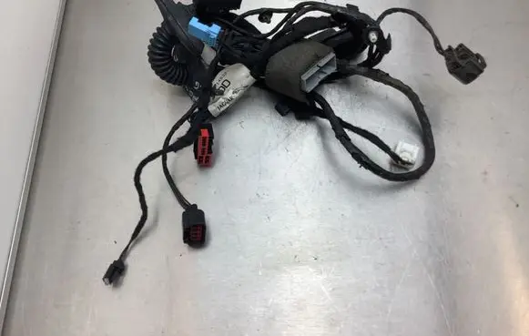 Jaguar XF X250 Rear door wiring loom 8X2T14632