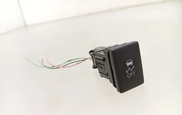 Toyota Avensis T270 ESP (stability program) switch 15C032