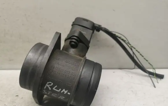 Skoda Roomster (5J) Mass air flow meter 0281002531