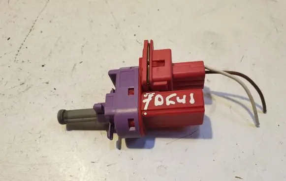 Clutch pedal sensor