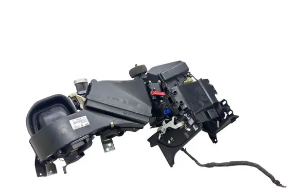 Volkswagen PASSAT B5.5 Interior heater climate box assembly 8D1820005P
