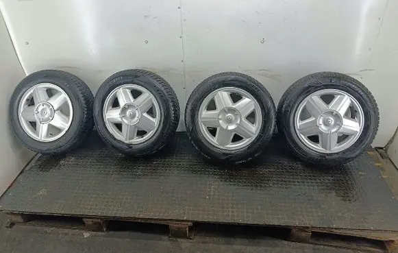 Renault Clio III R15 alloy rim 