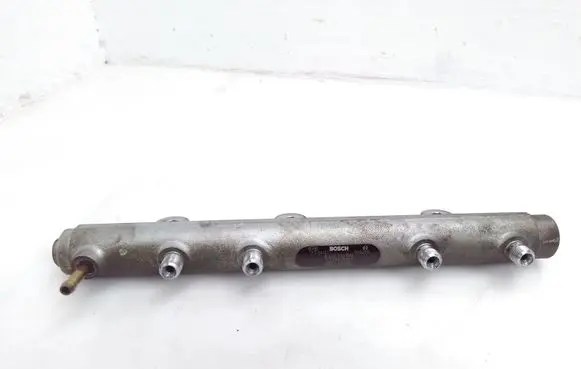Ford Ranger Fuel main line pipe 0445214076 1077800261