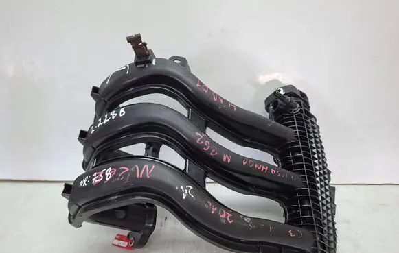 Peugeot 208 I Intake manifold S27647758 9673063980