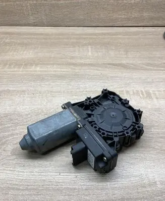 Fiat Ulysse Rear door window regulator motor 9007359801 32261604